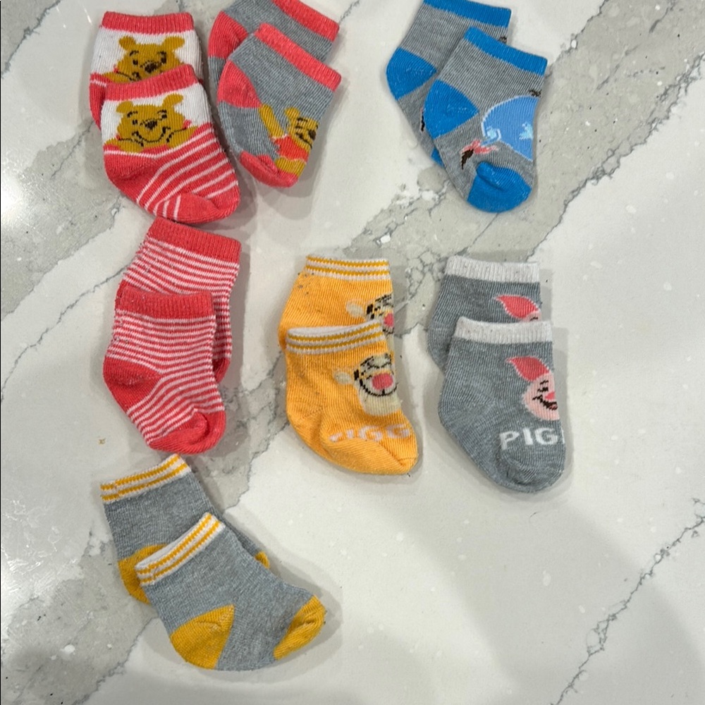 Disney Winnie the Pooh and Piglet Kids Socks Set
